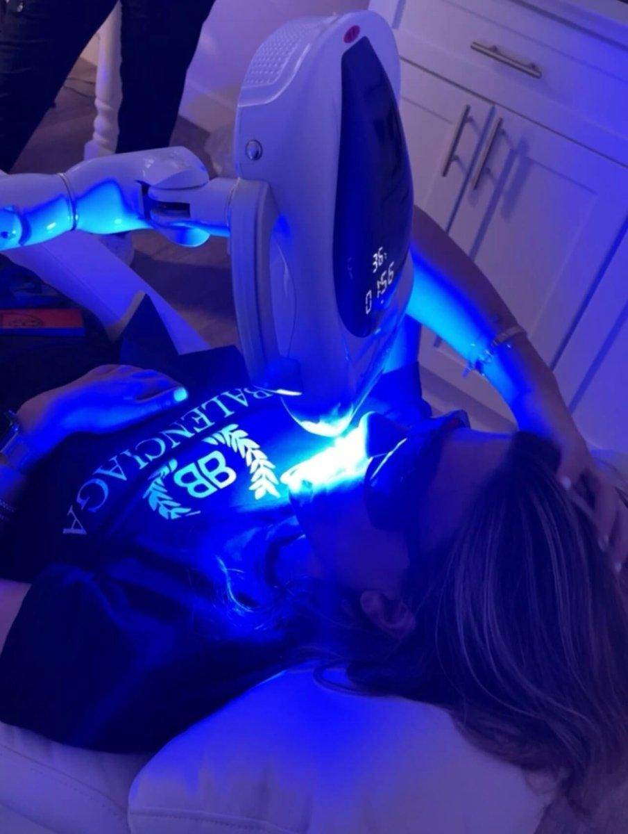 LaserGlow teeth whitening course for professional training and certification in teeth whitening techniques